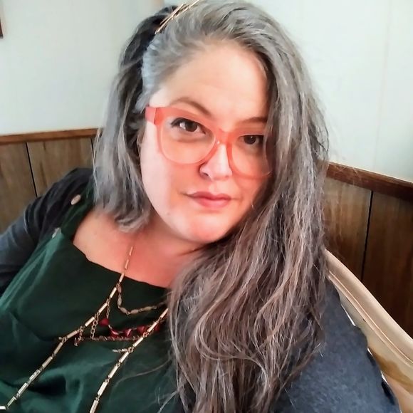 Meet your Posher, Ehrrin - Picture 1 of 1